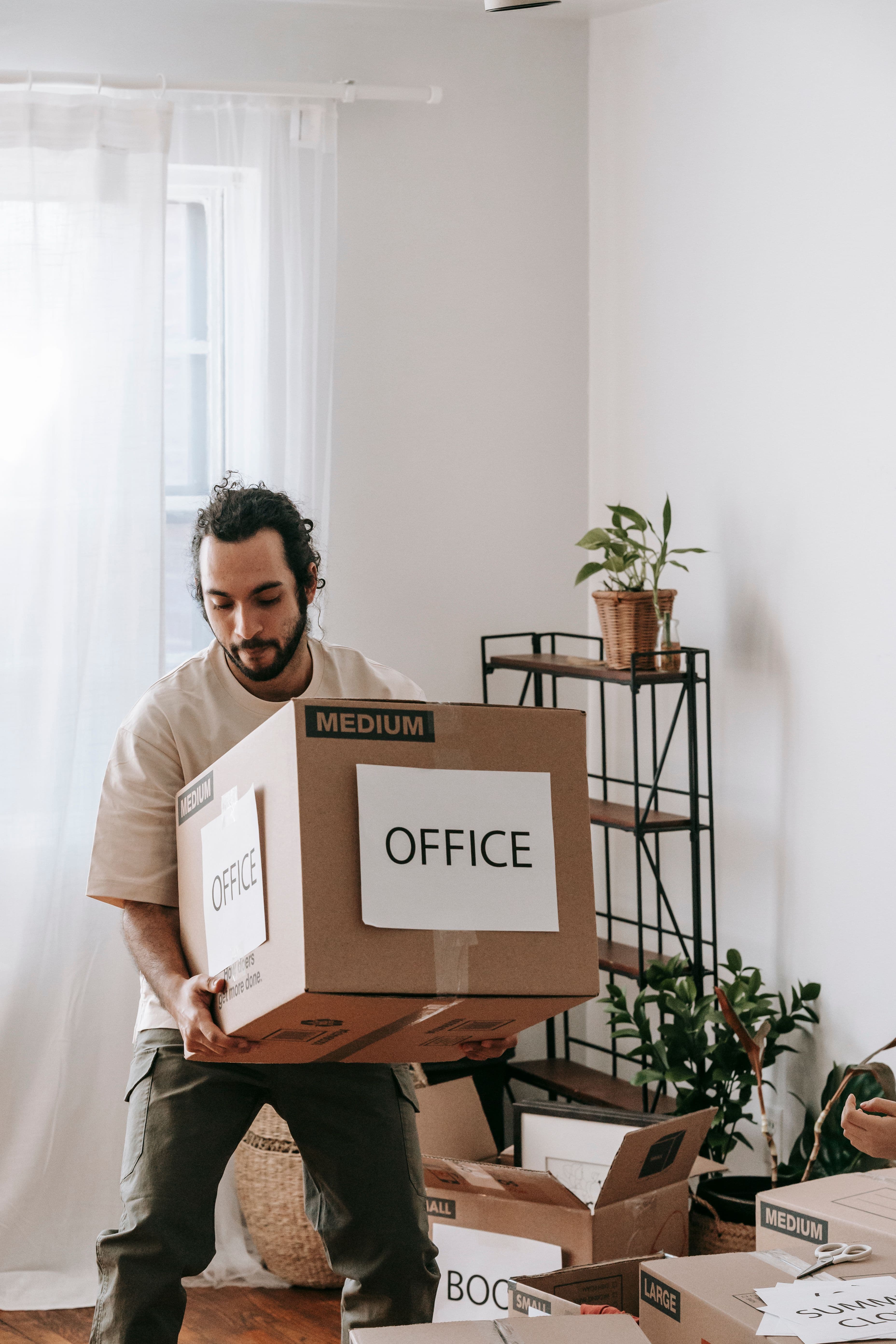 Office moves in Springfield, Illinois